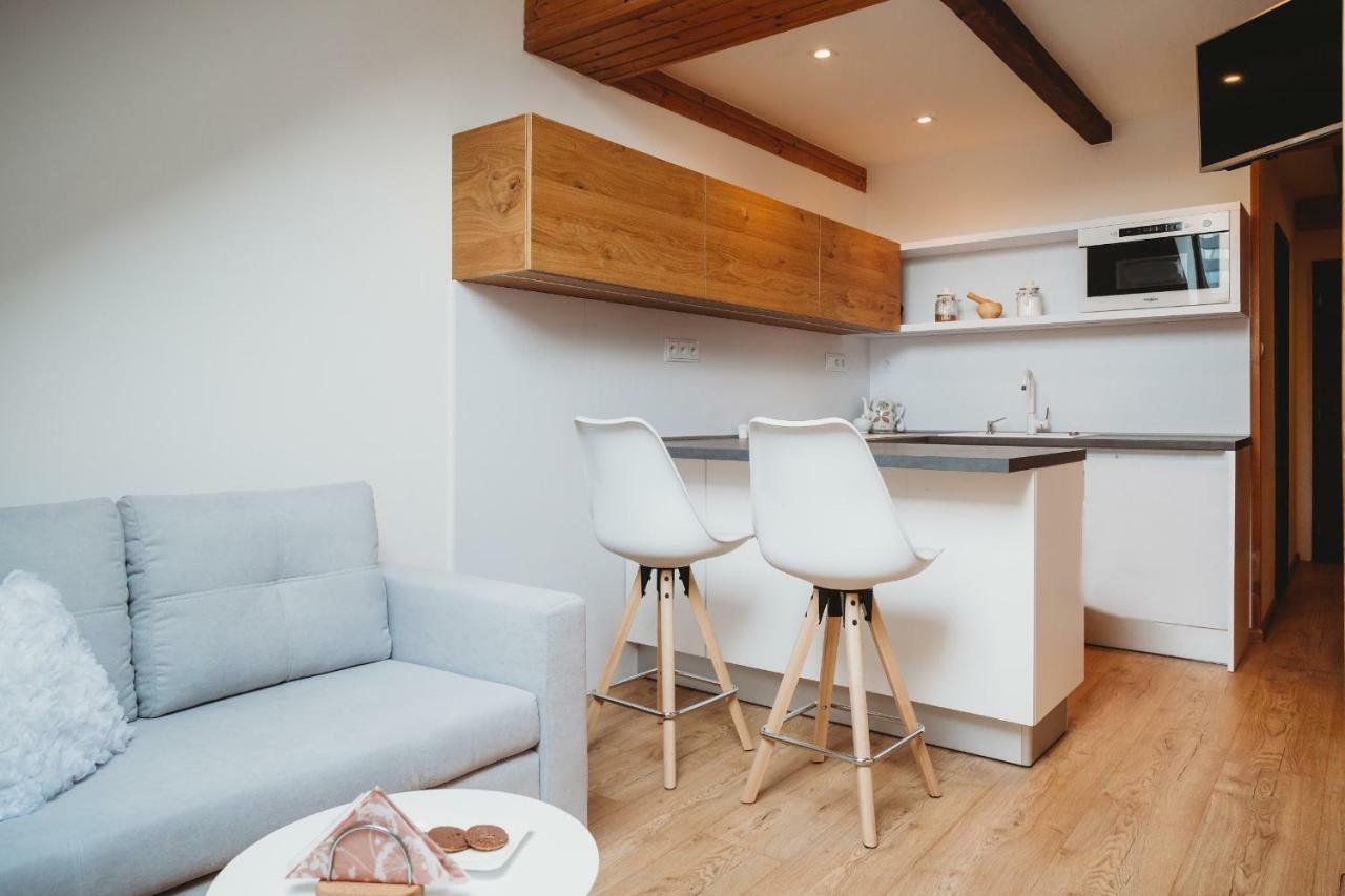 Center City Charming Loft Apartment Košice Eksteriør billede