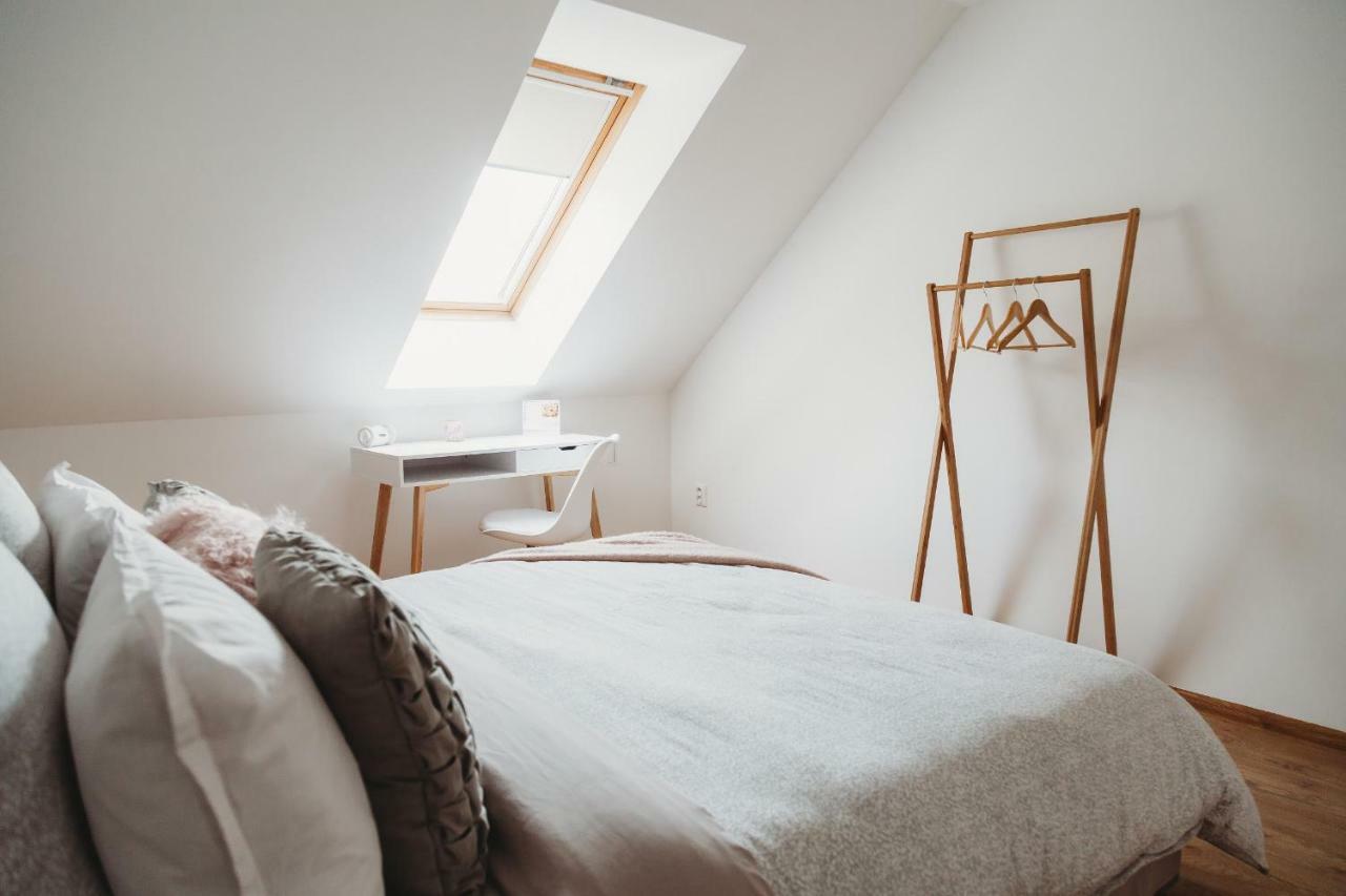 Center City Charming Loft Apartment Košice Eksteriør billede
