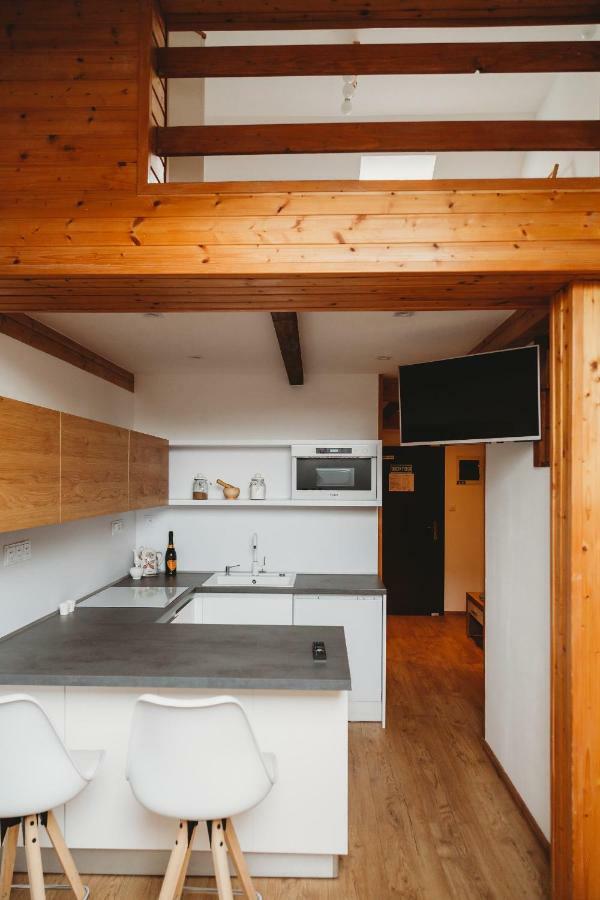 Center City Charming Loft Apartment Košice Eksteriør billede